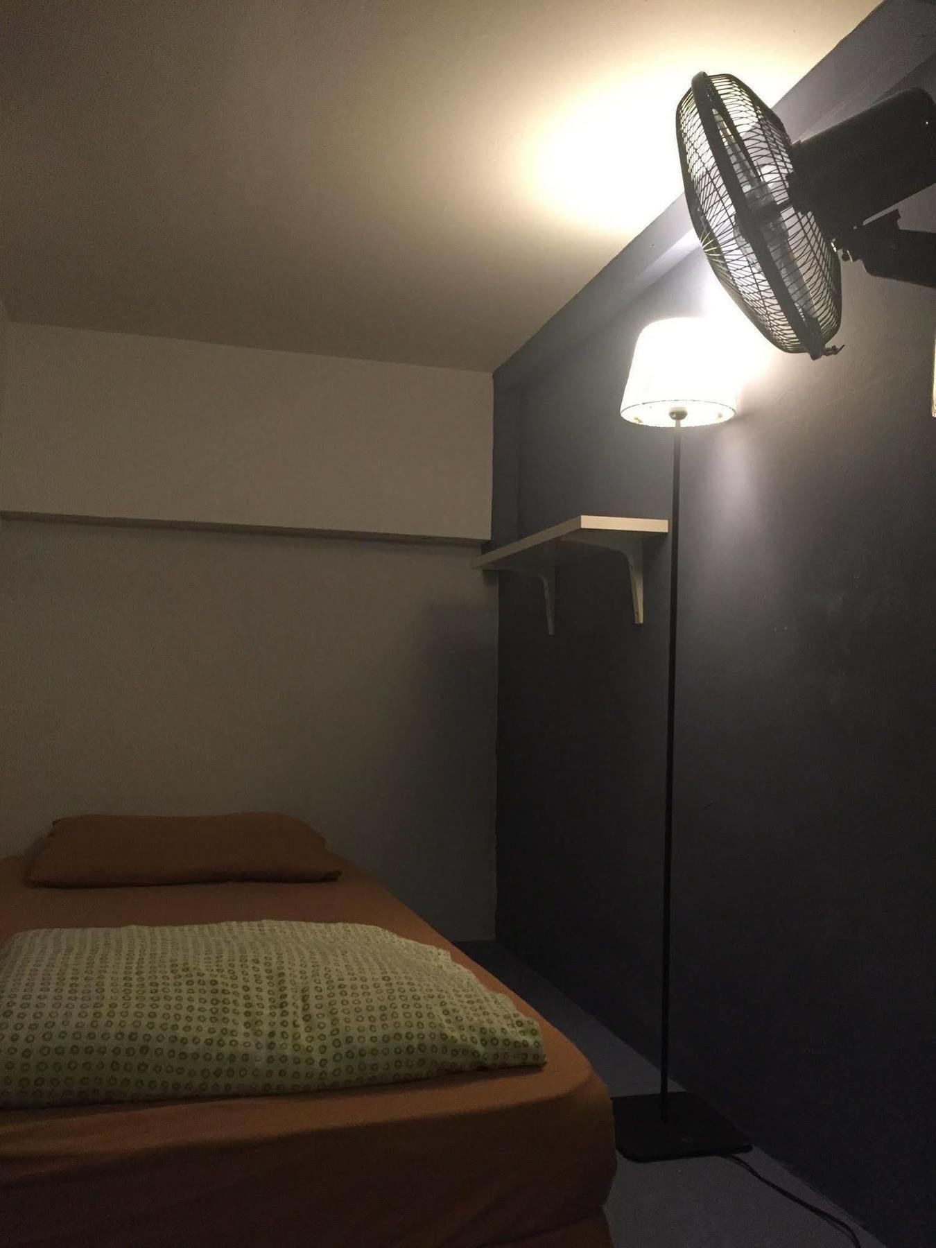 รอยัล ลอดจ์ แอท พาโกดา สตรีท Hostel สิงคโปร์ ภายนอก รูปภาพ