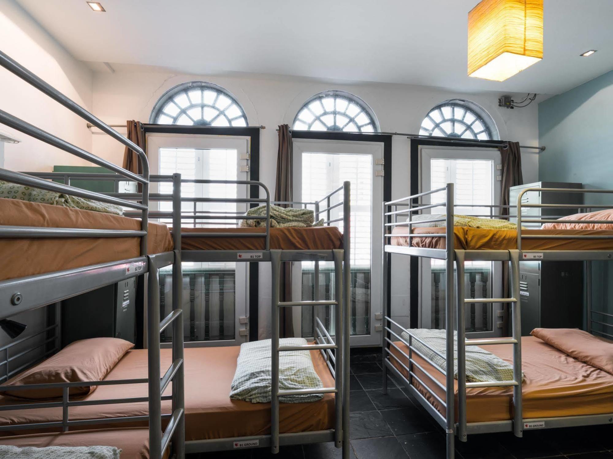 รอยัล ลอดจ์ แอท พาโกดา สตรีท Hostel สิงคโปร์ ภายนอก รูปภาพ